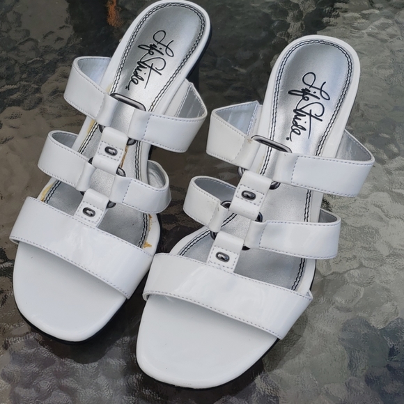 Women's LifeStride white strappy heels- Sz 7
